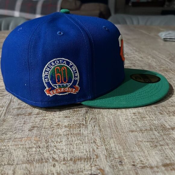 NWT Minnesota Twins New Era 7 5/8 Fitted - Picture 2 of 7